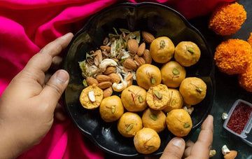 EASY RECIPE : LEARN THE TRADITIONAL NANI’S STYLE BESAN LADDOOS