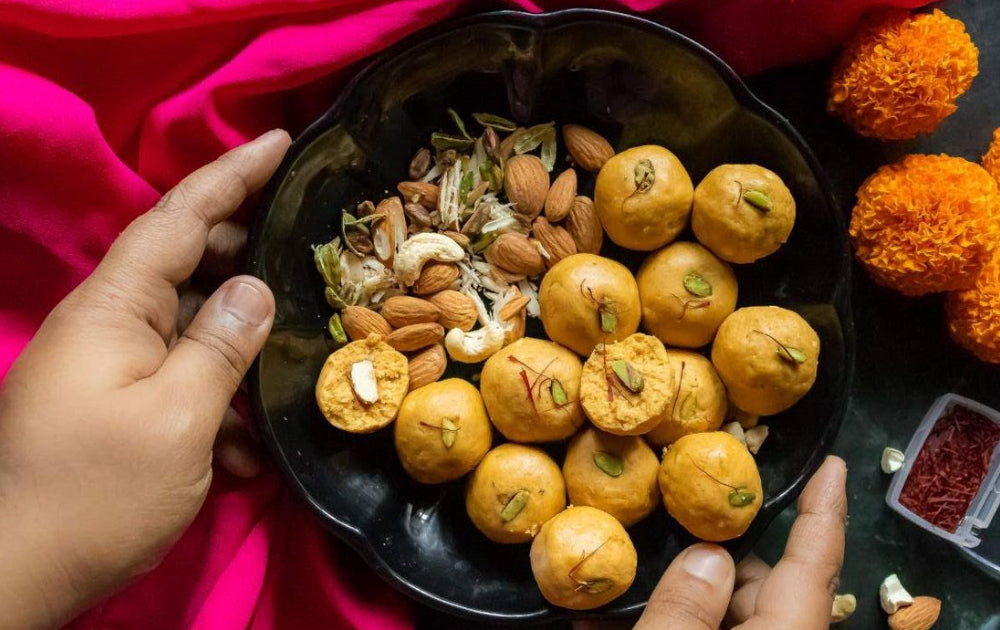 EASY RECIPE : LEARN THE TRADITIONAL NANI’S STYLE BESAN LADDOOS